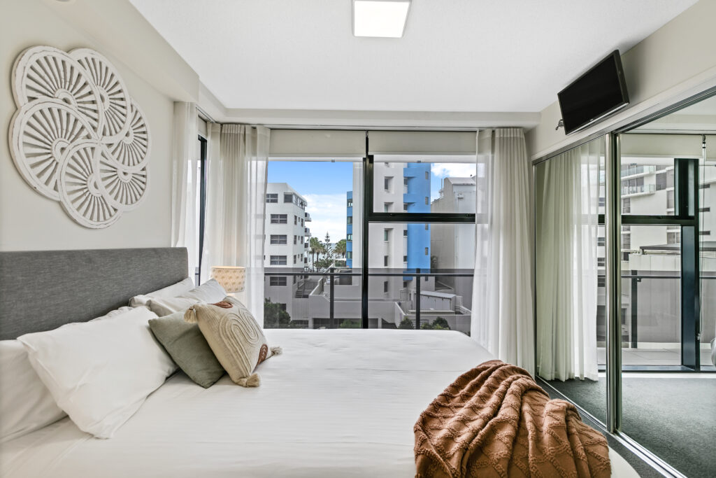 Contemporary Oceanview Living – Central Mooloolaba – First Light Mooloolaba